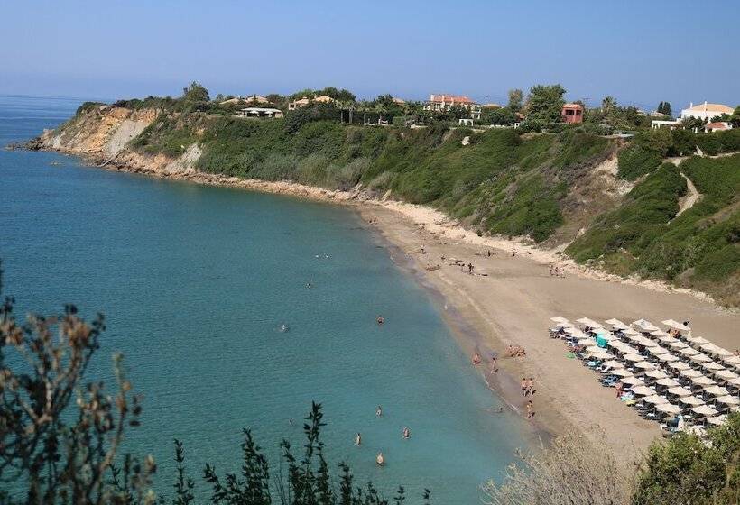 Avithos Resort