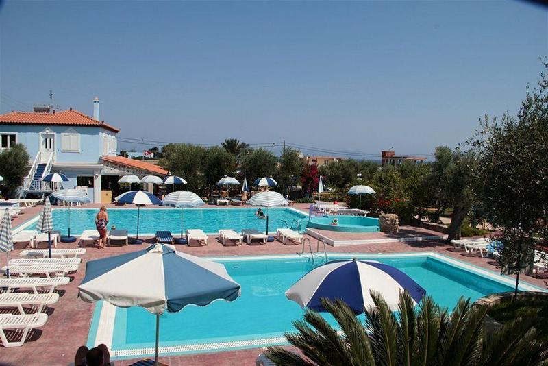 Filoxenia Apartments & Studios