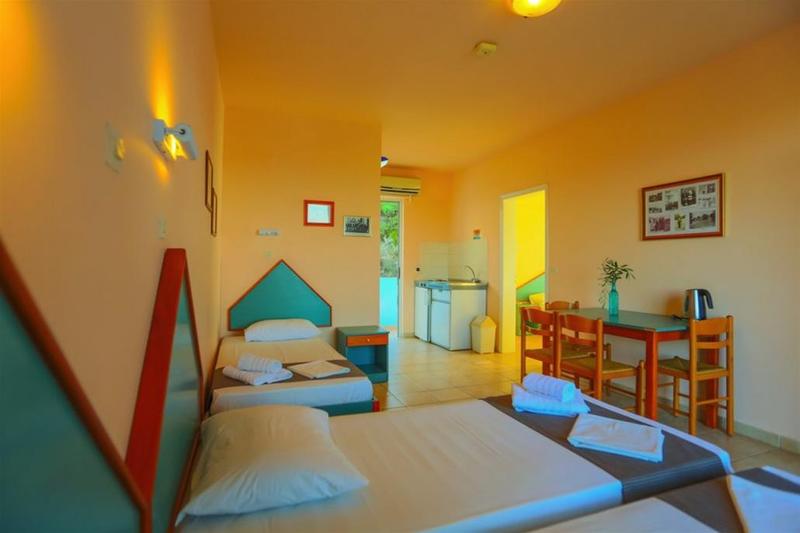 Filoxenia Apartments & Studios