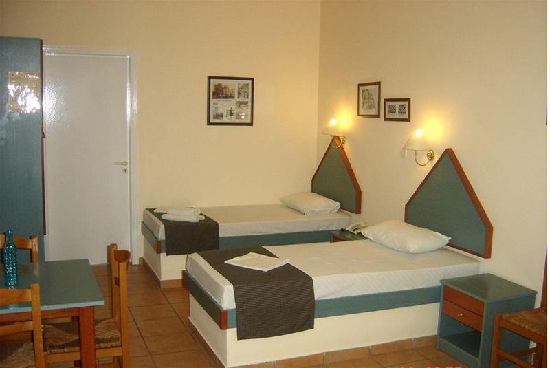 Filoxenia Apartments & Studios