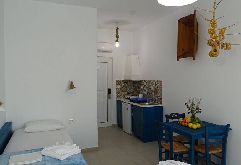 Filoxenia Apartments & Studios