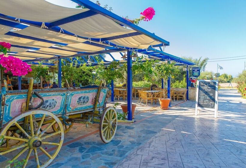 Filoxenia Apartments & Studios