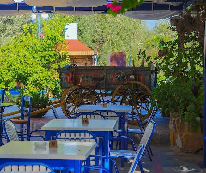 Filoxenia Apartments & Studios