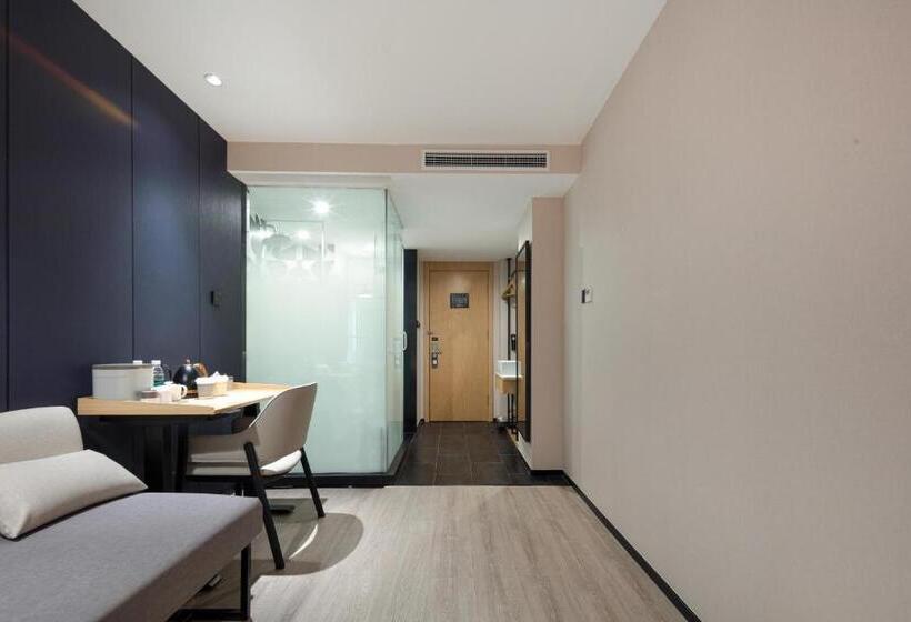 Atour X Hotel Shanghai Xujiahui Sports Center