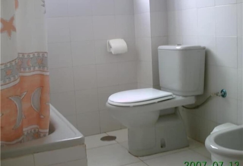 مسافرخانه Antares