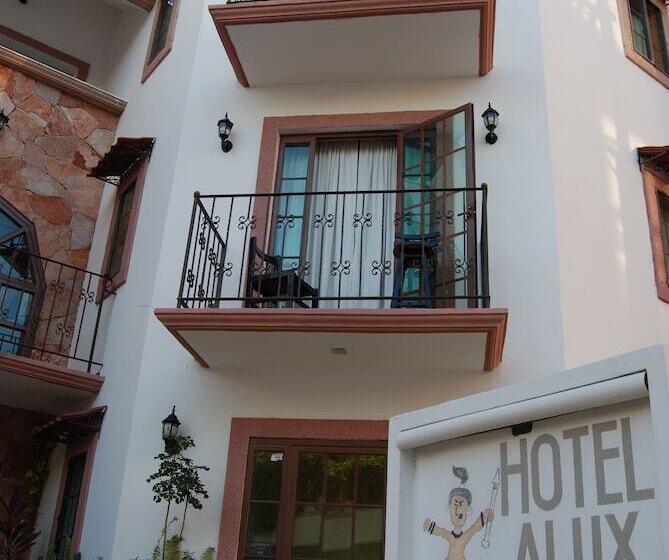 בית מלון כפרי Aalada Playa Del Carmen