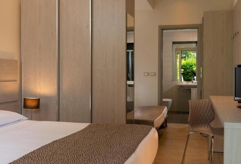 Отель Accademia