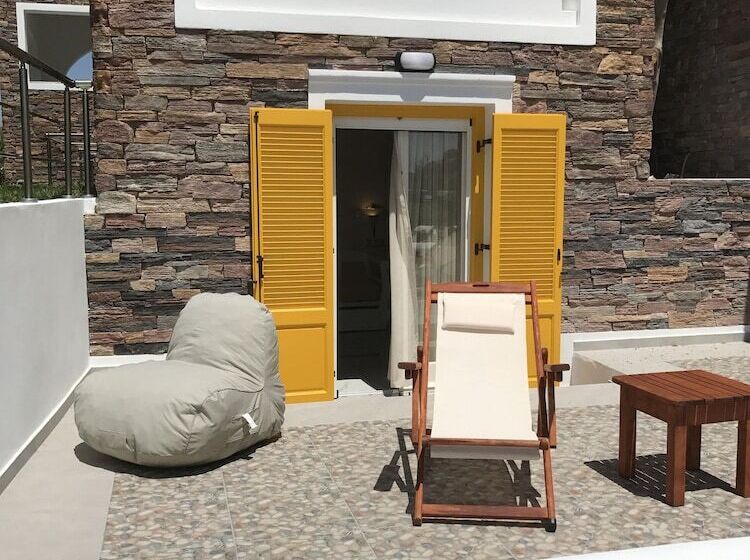 Отель Aegean Palace