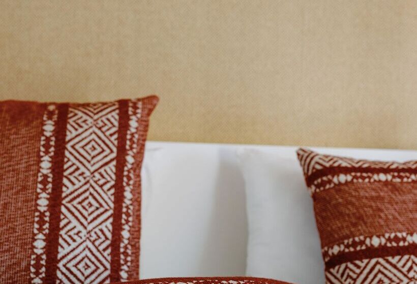 Отель Aegean Palace