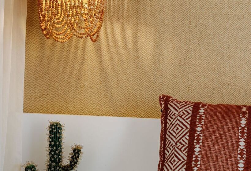 Отель Aegean Palace