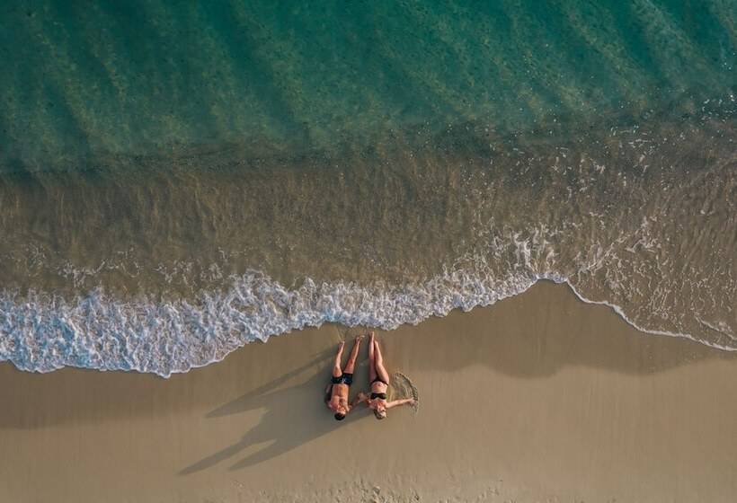 Отель Aegean Palace