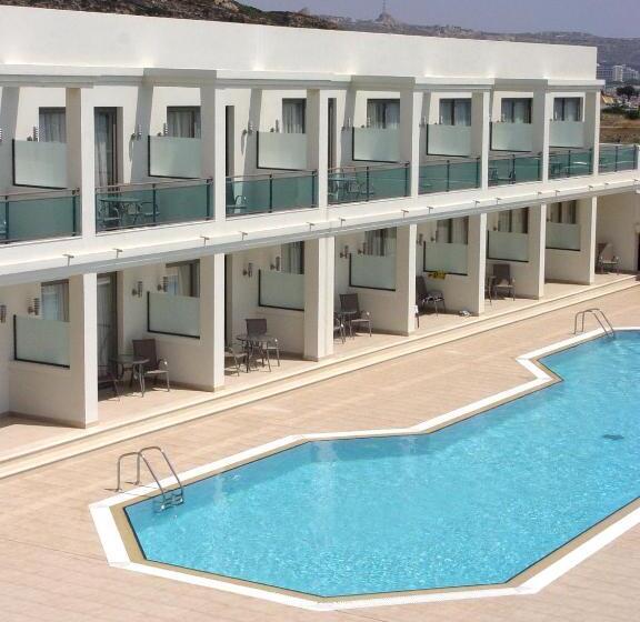 فندق Apollo Blue