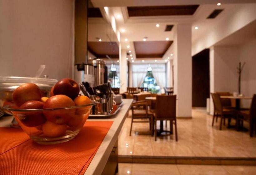 Отель Athens City