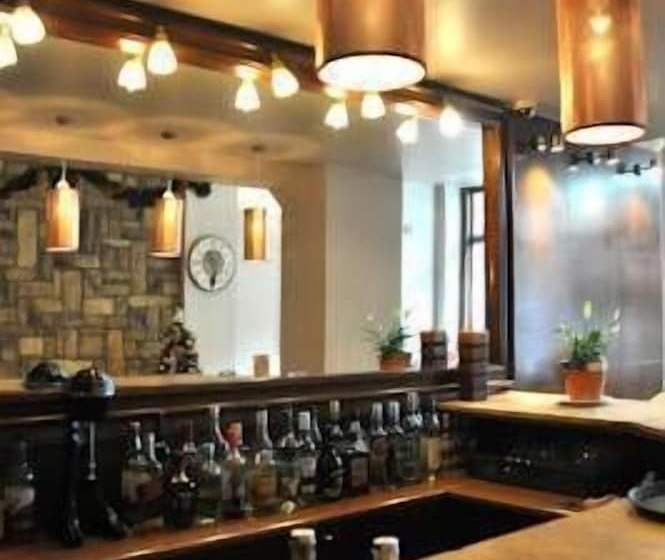 Отель Athens City