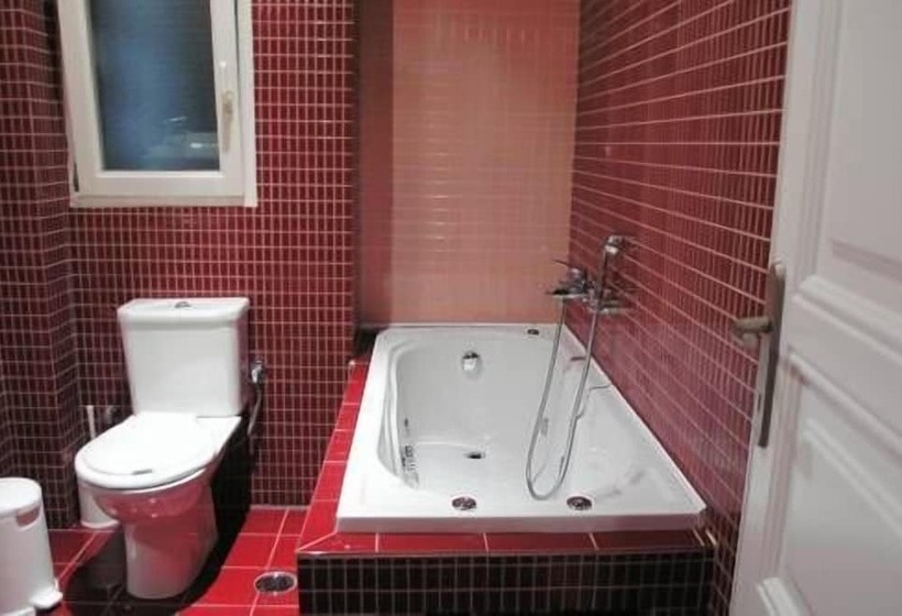 Отель Athens City