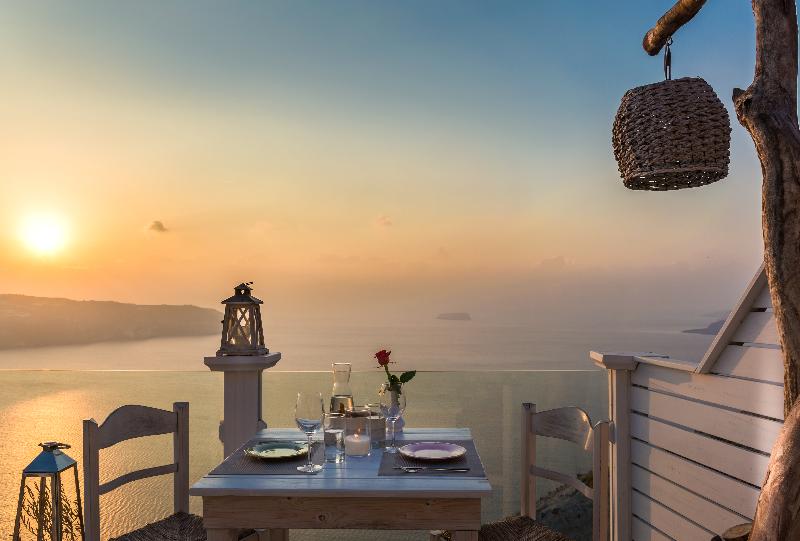 Hotel Athermi Suites  Adults Only