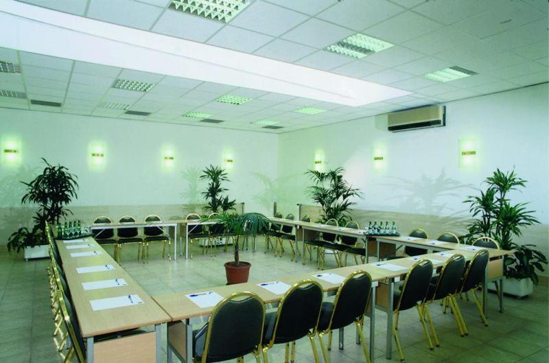 فندق Bara Gellért