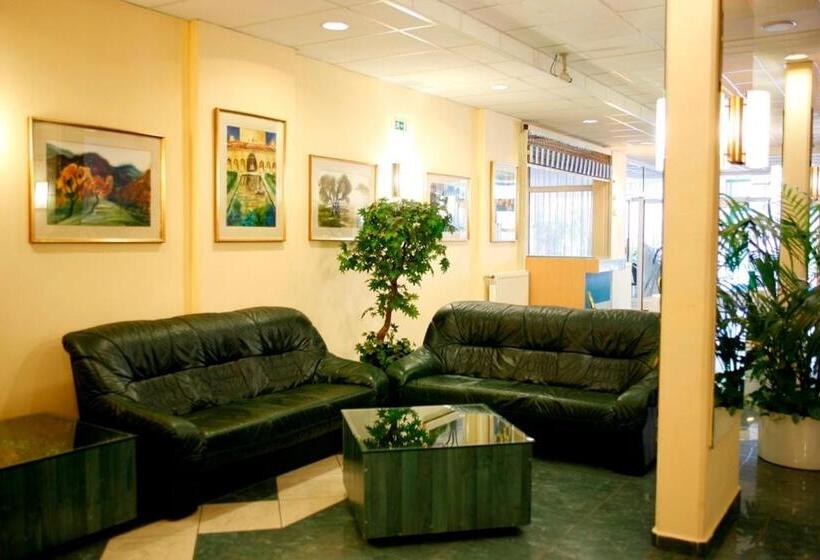 فندق Bara Gellért