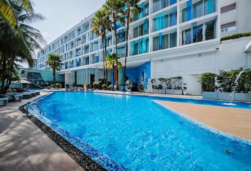 هتل Baraquda Heeton Pattaya By Compass Hospitality
