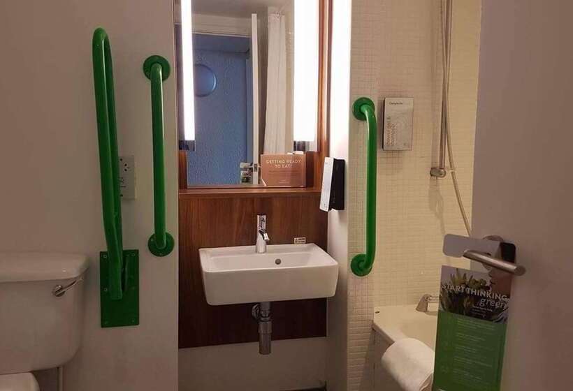 Отель Campanile Bradford