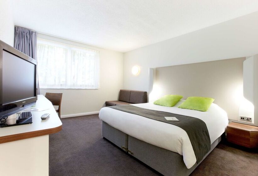 酒店 Campanile Bradford