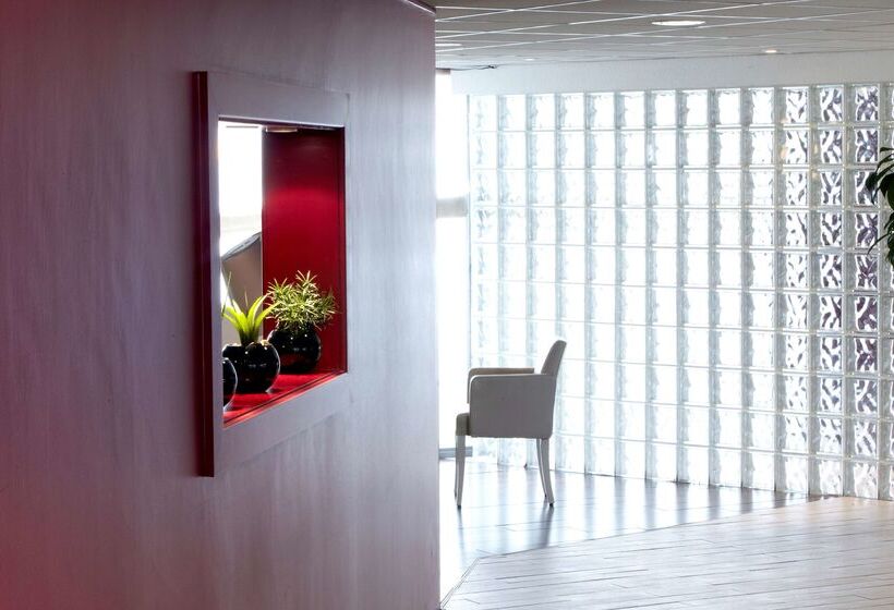 酒店 Campanile Bradford