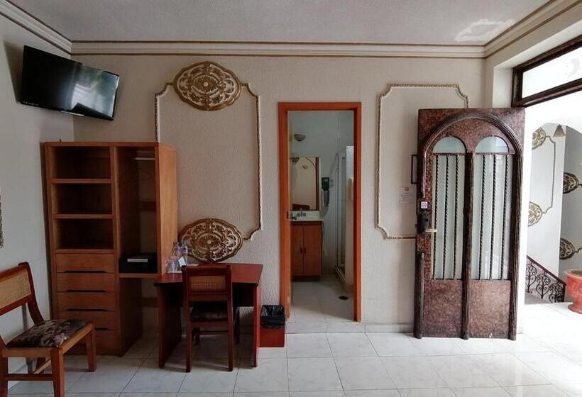 Отель Casa De La Luna