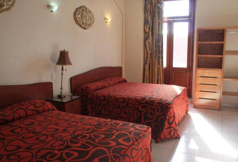 Отель Casa De La Luna