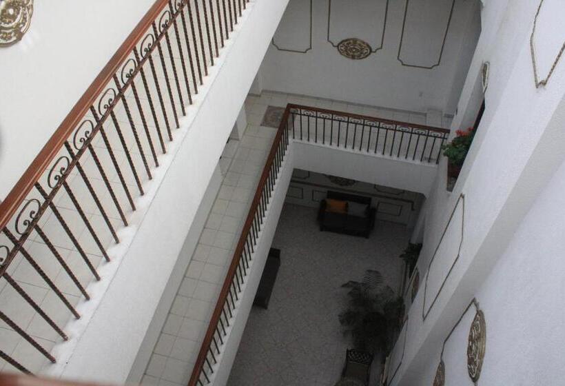 Отель Casa De La Luna