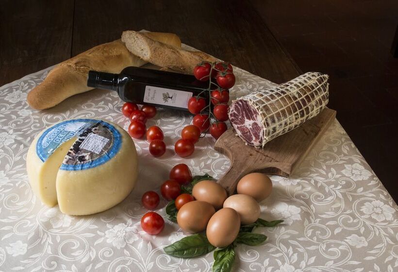 فندق Castello Di Petroia Dimora D Epoca