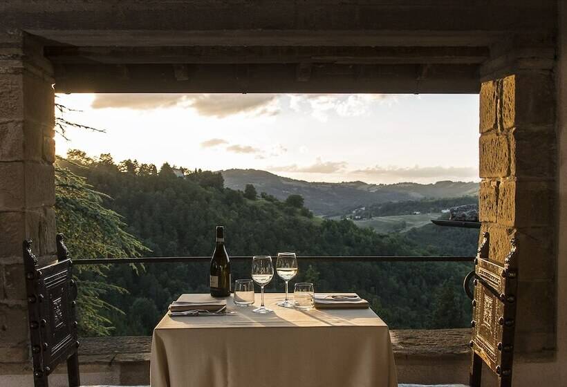 فندق Castello Di Petroia Dimora D Epoca
