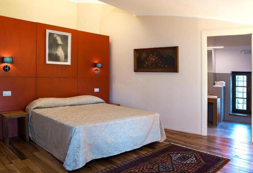 فندق Castello Di Petroia Dimora D Epoca