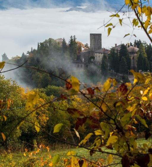 فندق Castello Di Petroia Dimora D Epoca