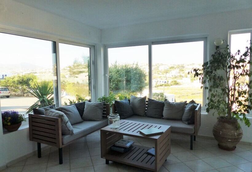 בית מלון כפרי Charissi