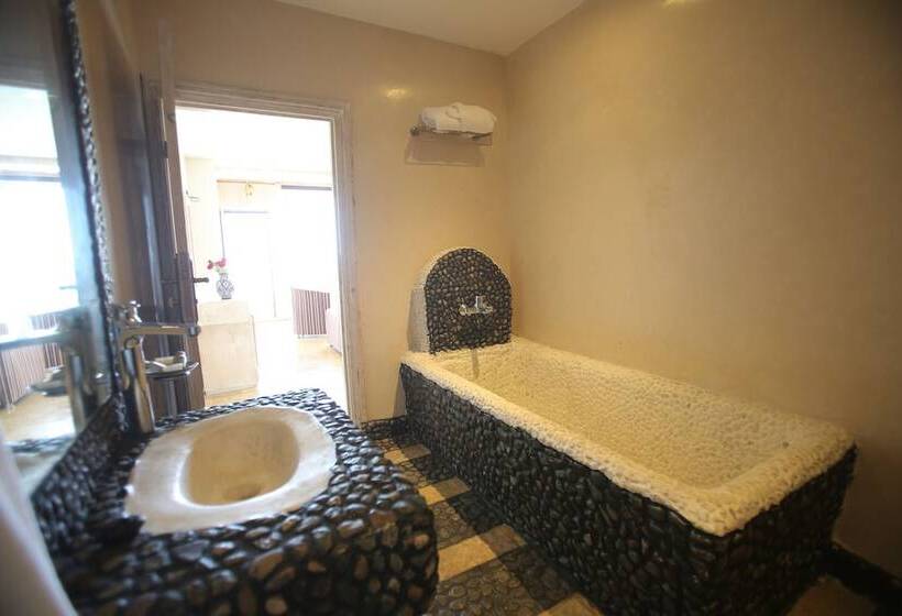 호텔 Chateau Eden El Rouh