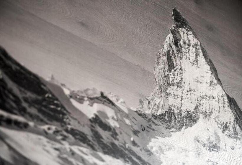 فندق Chesa Valese