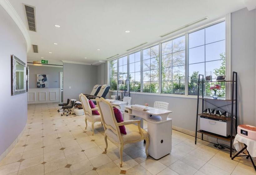 فندق Christie S Mill Inn & Spa, Bw Premier Collection