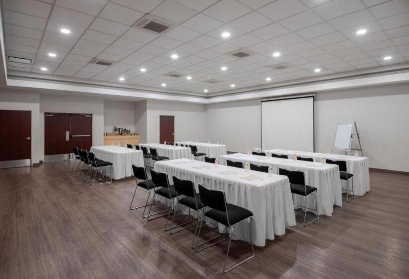 ホテル City Express By Marriott Silao Aeropuerto