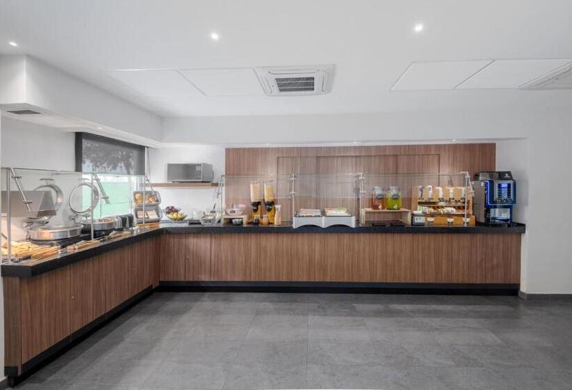 ホテル City Express By Marriott Silao Aeropuerto