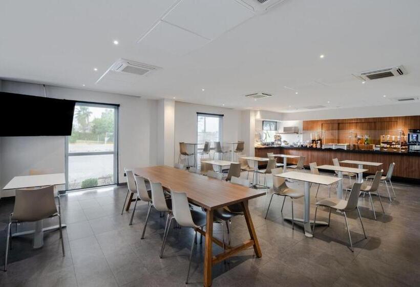 ホテル City Express By Marriott Silao Aeropuerto