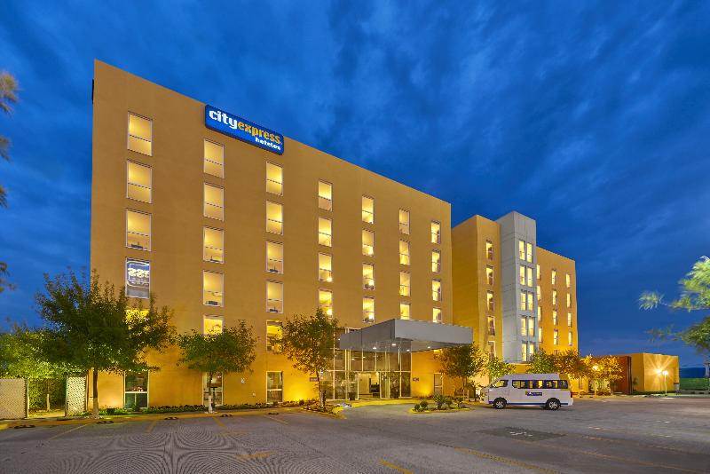 ホテル City Express By Marriott Silao Aeropuerto