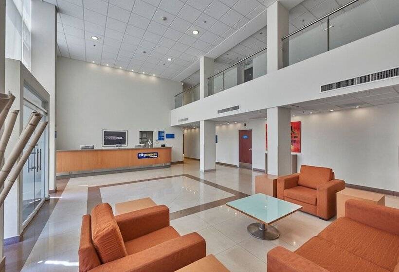 فندق City Express By Marriott Mazatlan