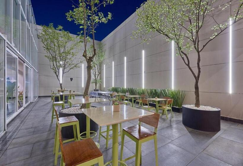 בית מלון כפרי City Express Plus By Marriott Ciudad De México Reforma El ángel