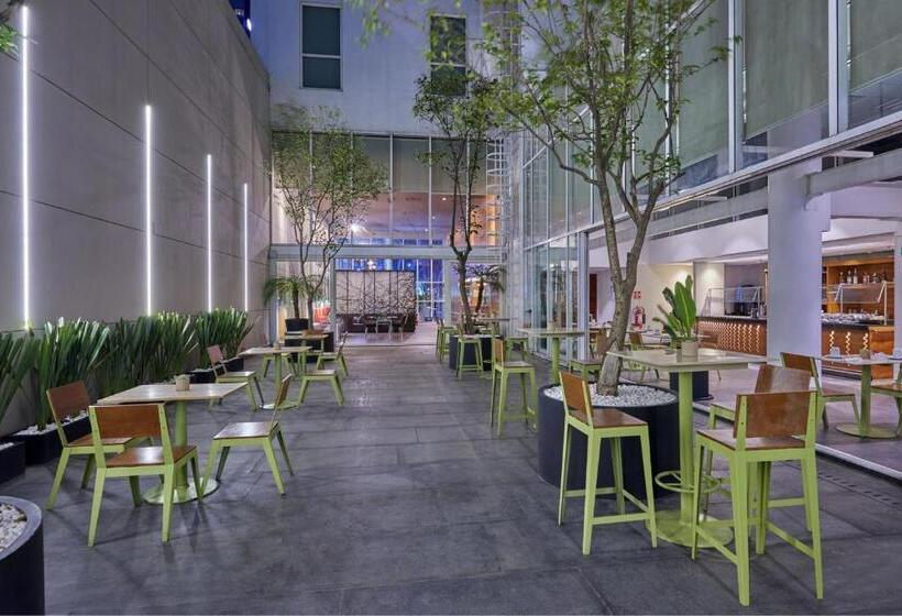 בית מלון כפרי City Express Plus By Marriott Ciudad De México Reforma El ángel