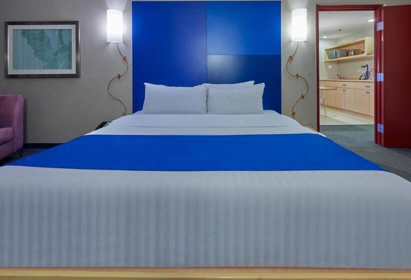 בית מלון כפרי City Express Plus By Marriott Ciudad De México Reforma El ángel