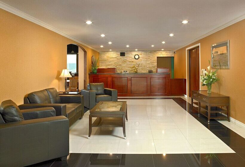 Отель Coast Fraser Inn