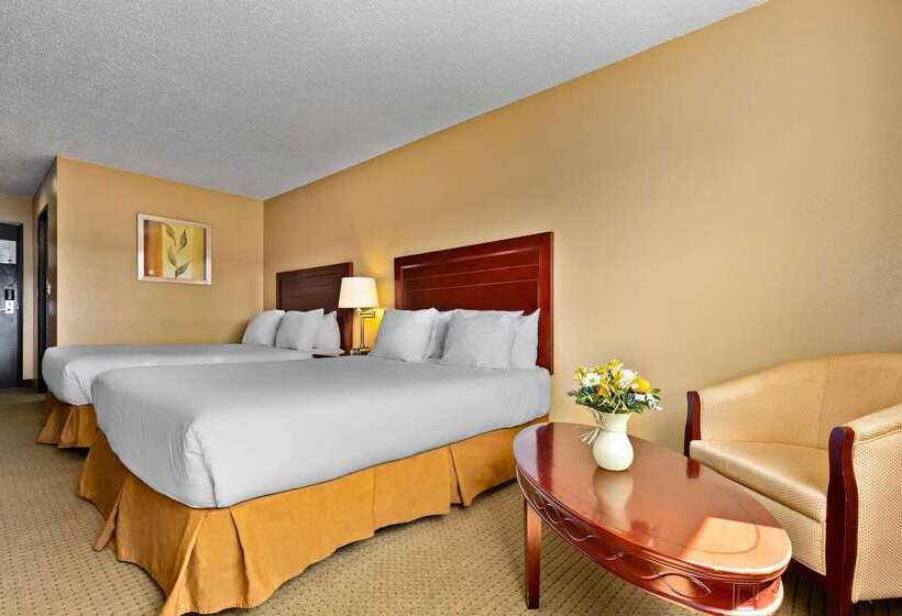 Отель Coast Fraser Inn