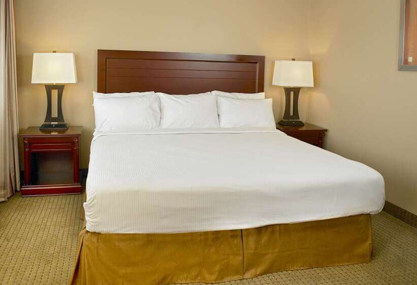 فندق Coast Fraser Inn