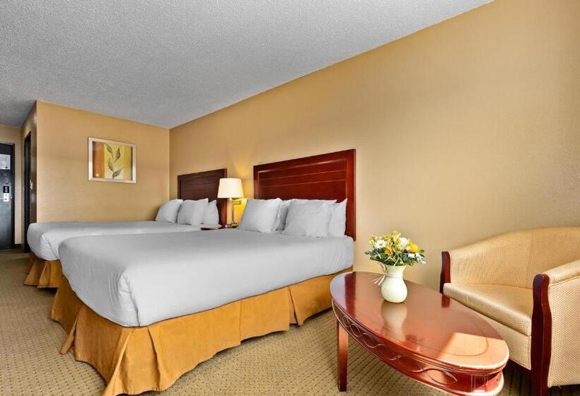 Отель Coast Fraser Inn