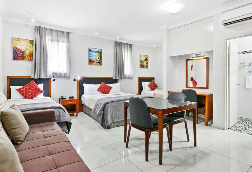 هتل Comfort Inn & Suites Burwood